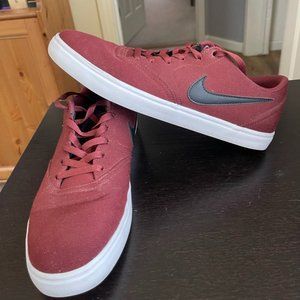 Nike SB Check Solarsoft Size 11 Mens